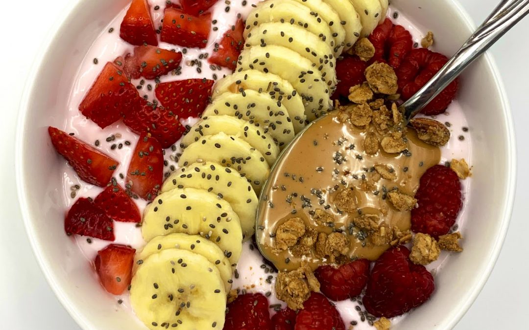 Berry Banana Yogurt Bowl